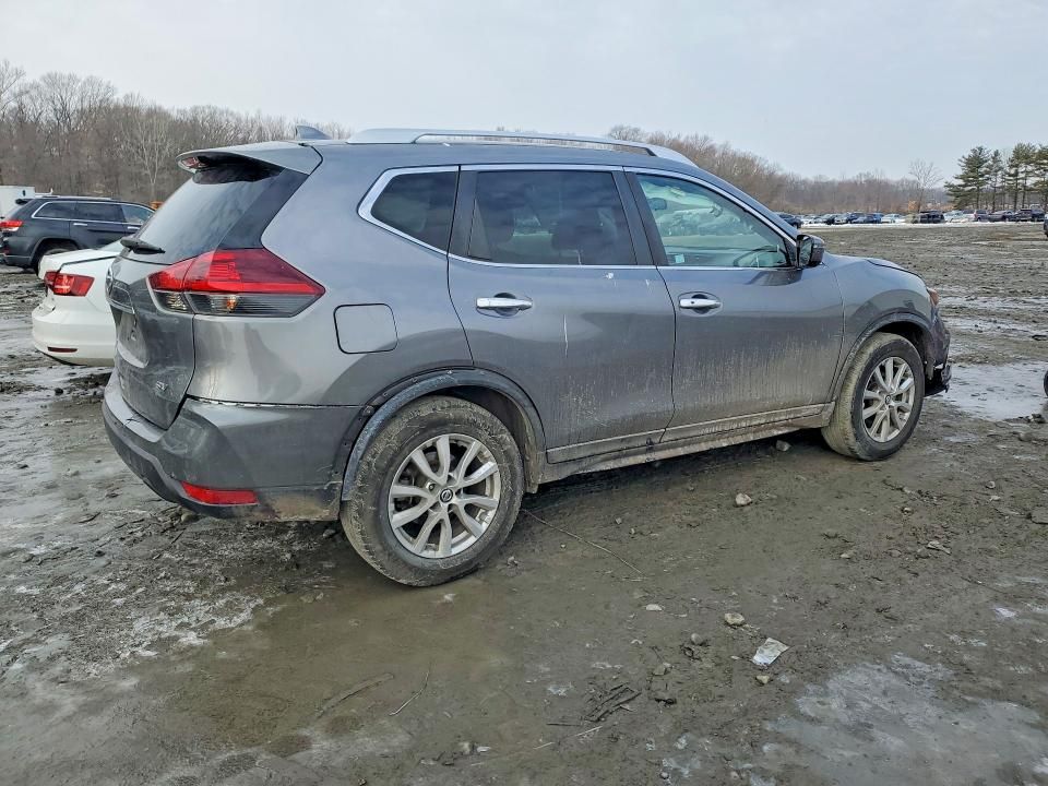 2020 Nissan Rogue sv