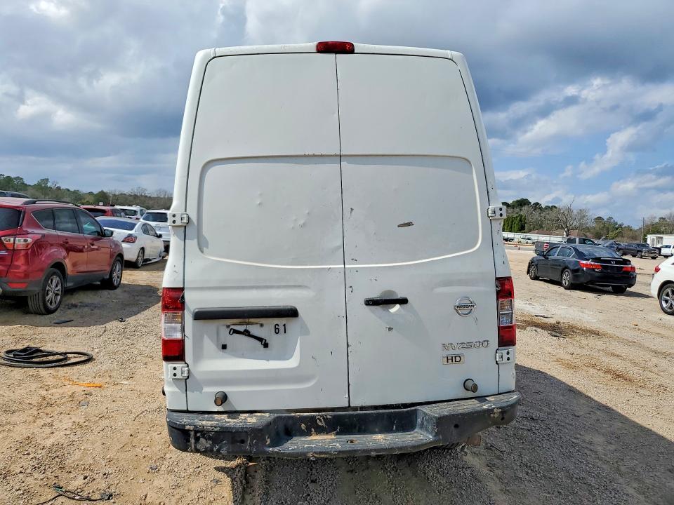 2016 Nissan Nv 2500 s