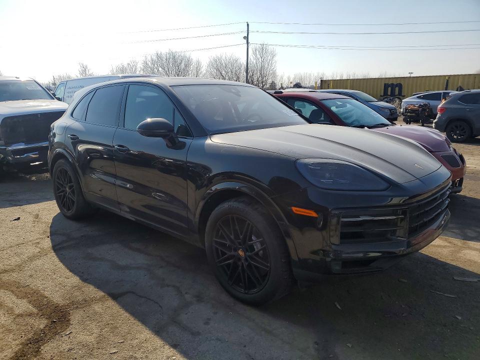 2025 Porsche Cayenne E-hybrid