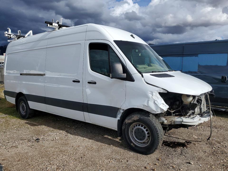 2021 Mercedes-Benz Sprinter 2-delivery van
