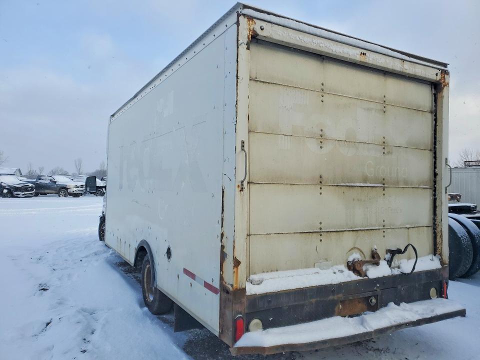 2015 GMC Savana Cutaway G3500