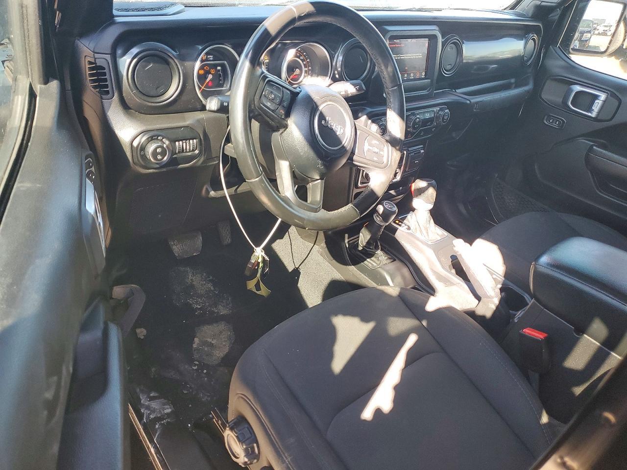 2022 Jeep Gladiator Sport