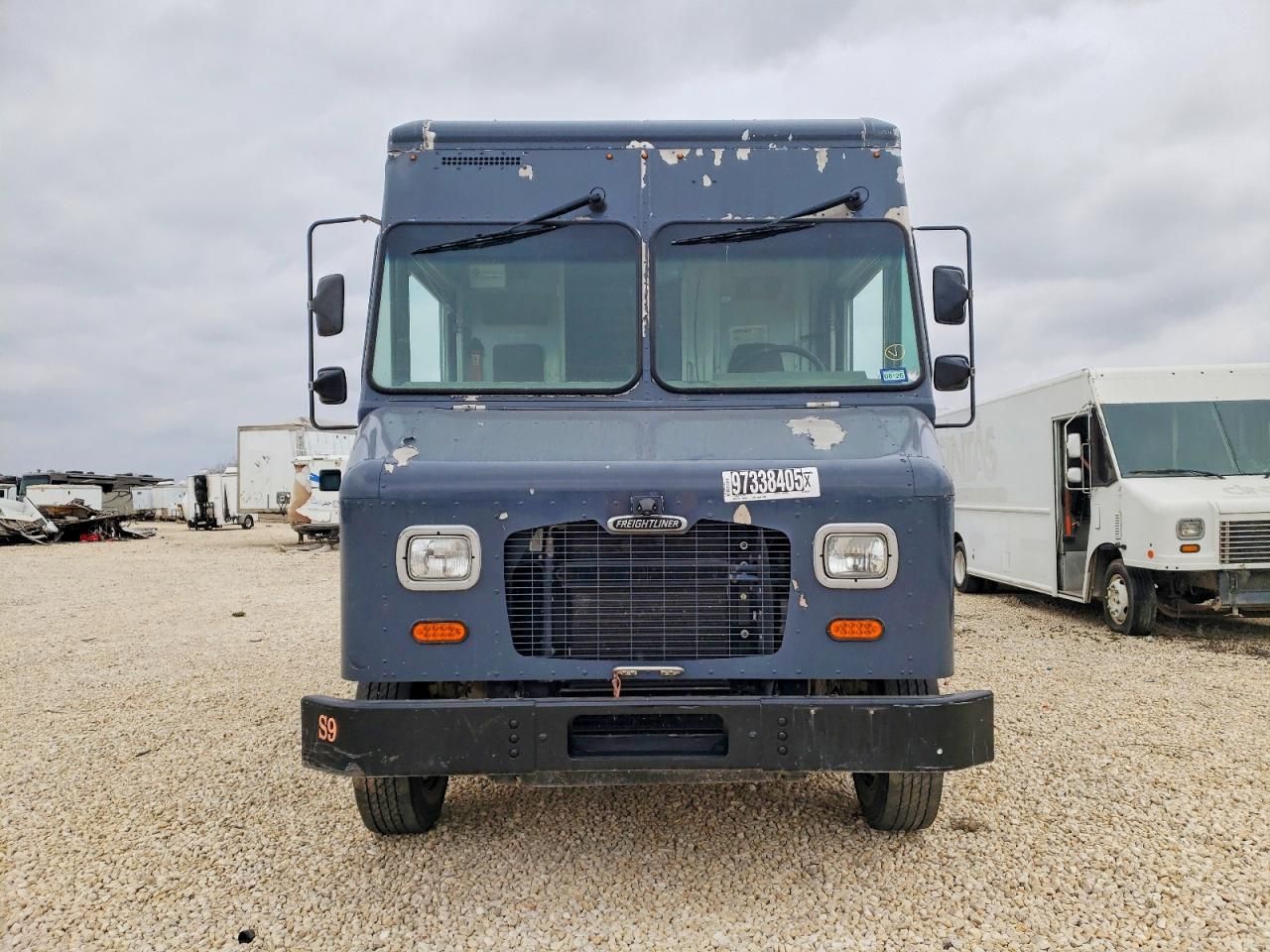2020 Freightliner MT 45G Delivery Truck