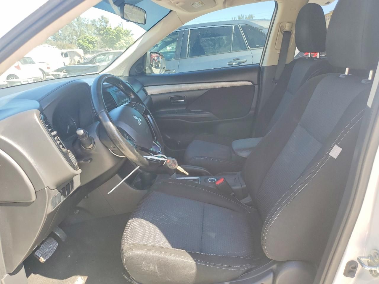 2016 Mitsubishi Outlander se