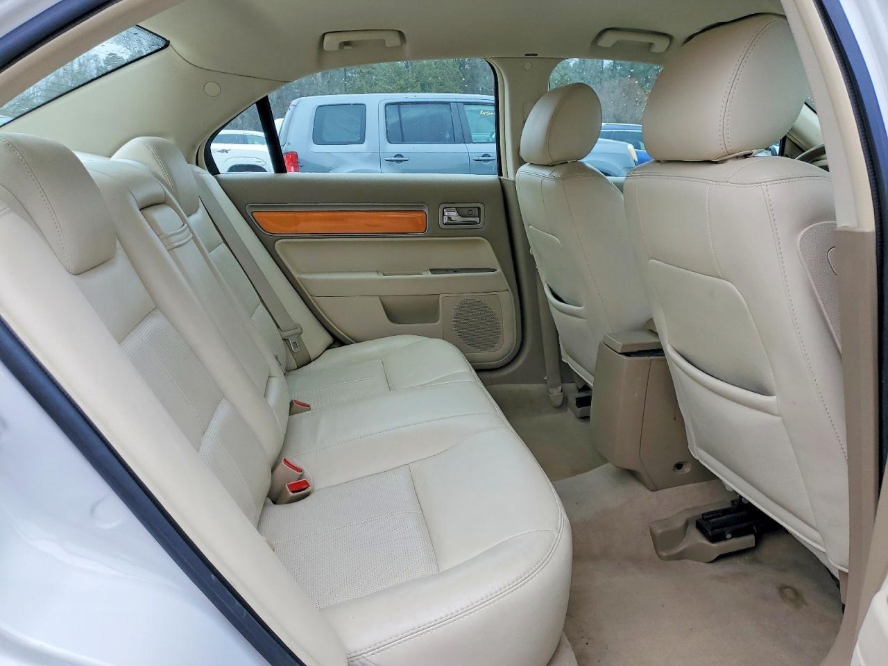 2008 Lincoln Townhouse MKZ