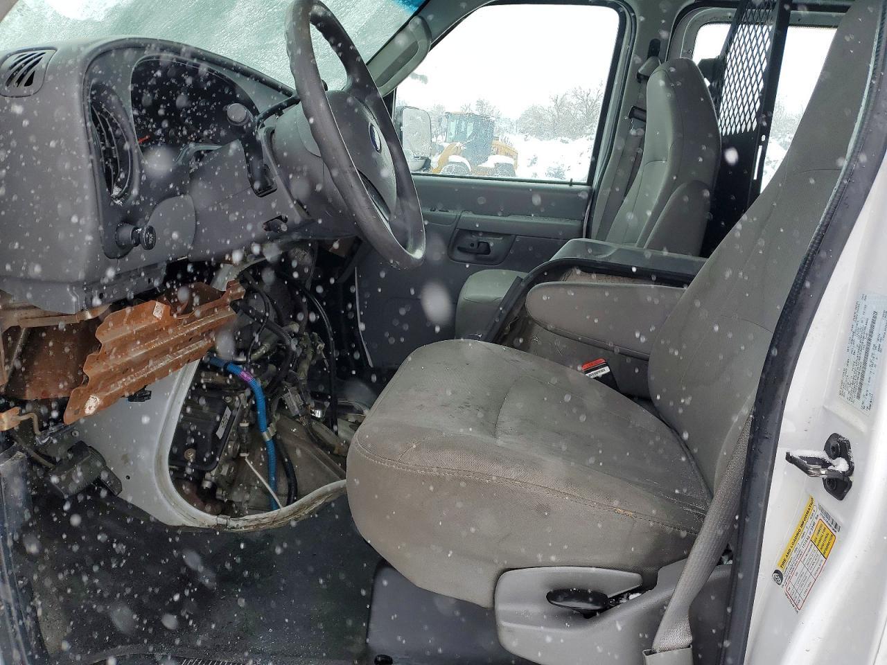 2006 Ford E250 Delivery van