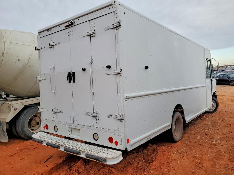 2012 Ford F59 Delivery Truck