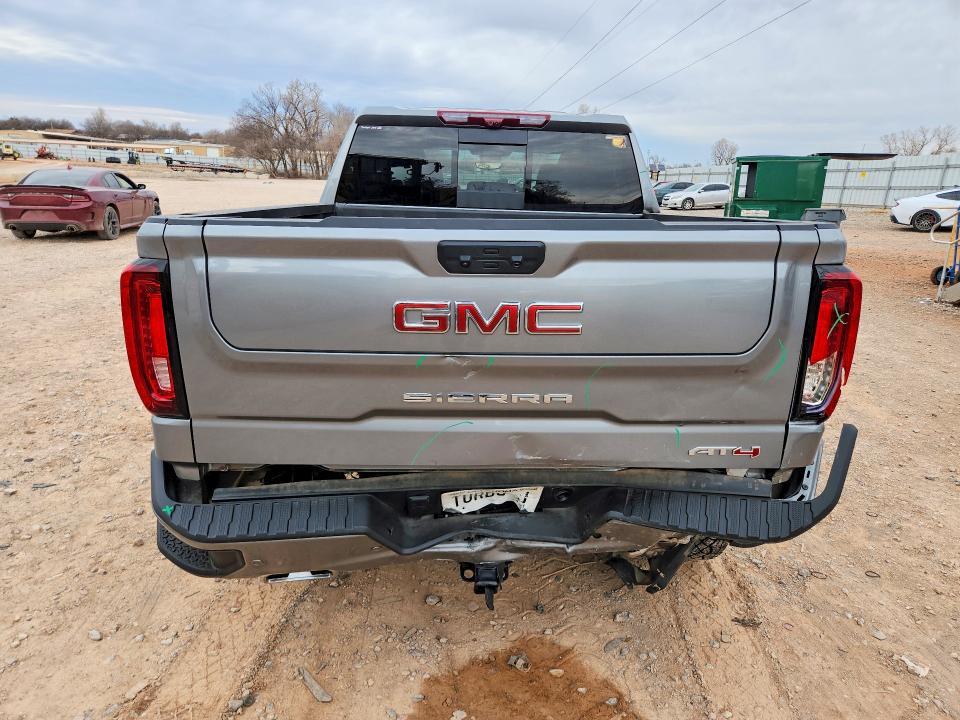 2025 GMC Sierra K1500 AT4