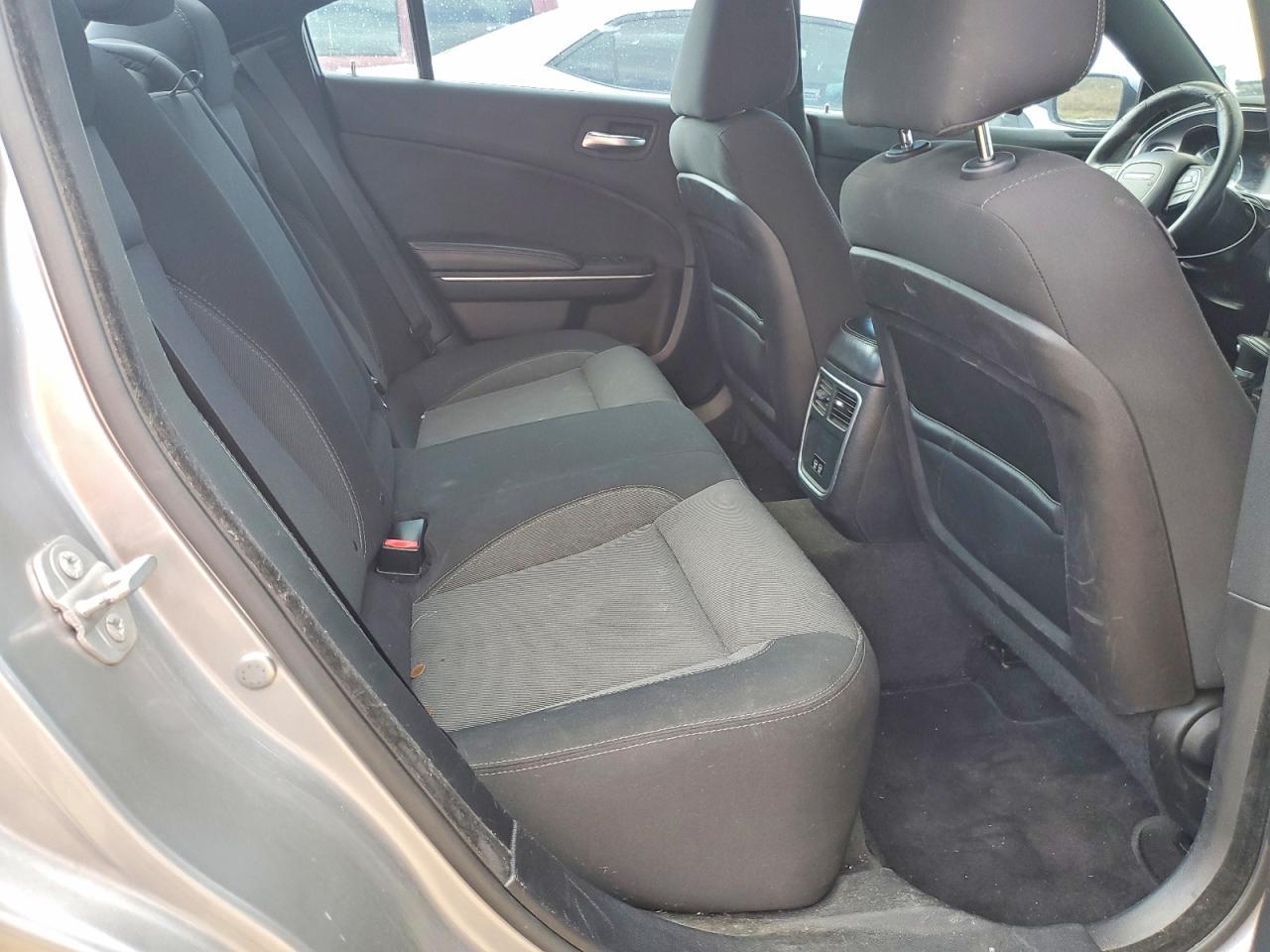 2015 Dodge Charger se