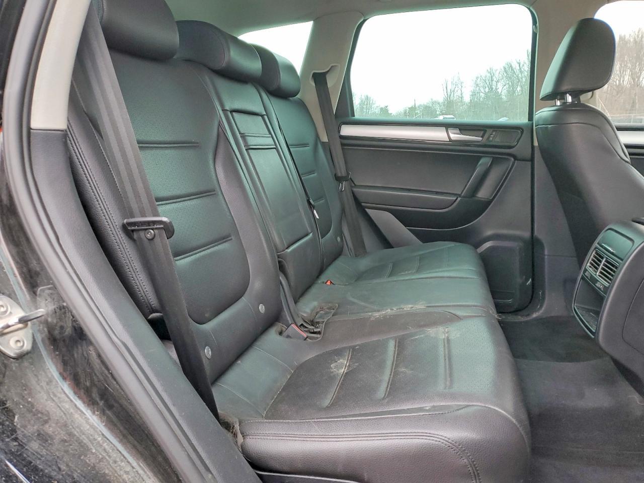 2012 Volkswagen Touareg V6