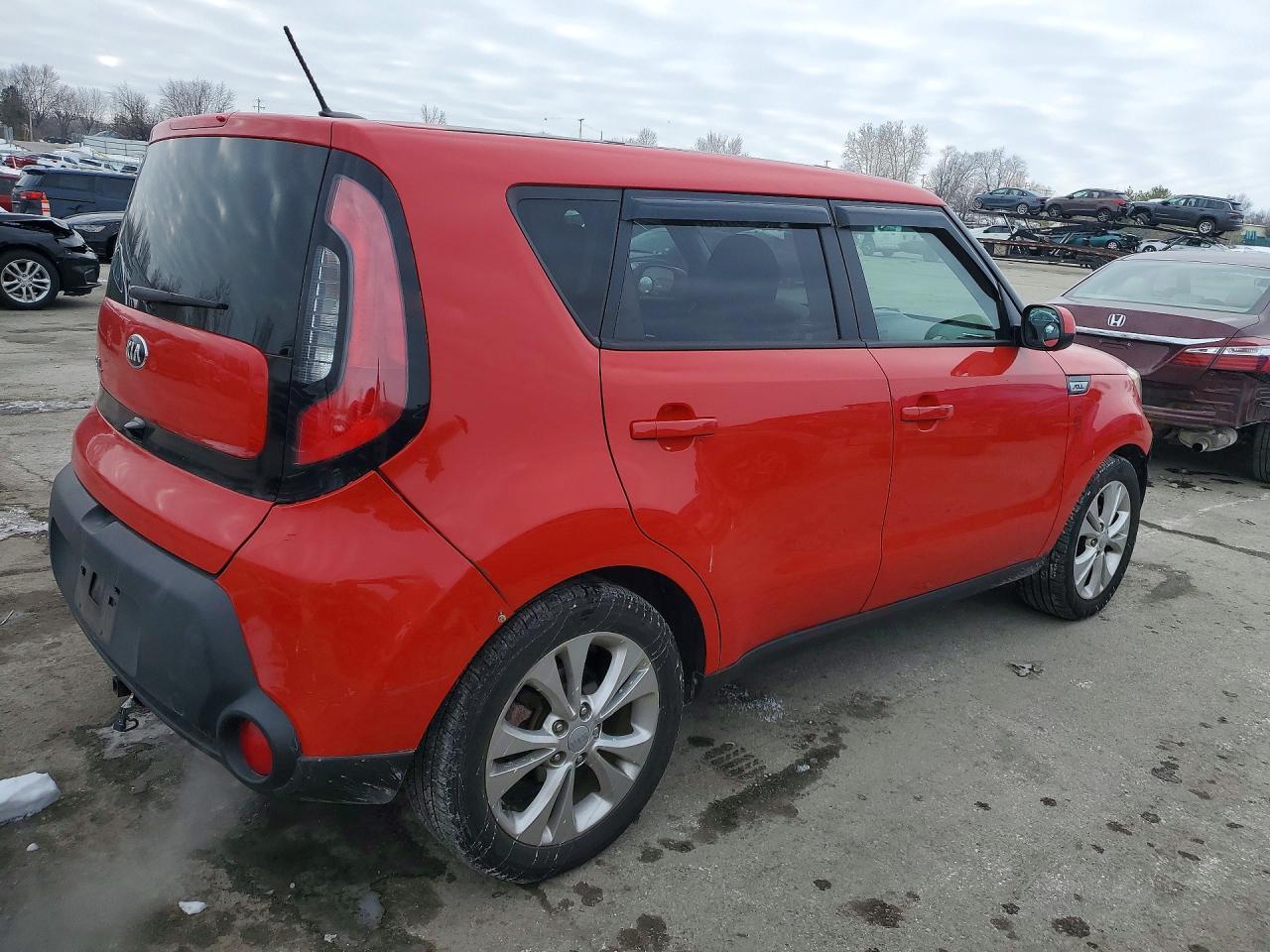 2015 KIA Soul +