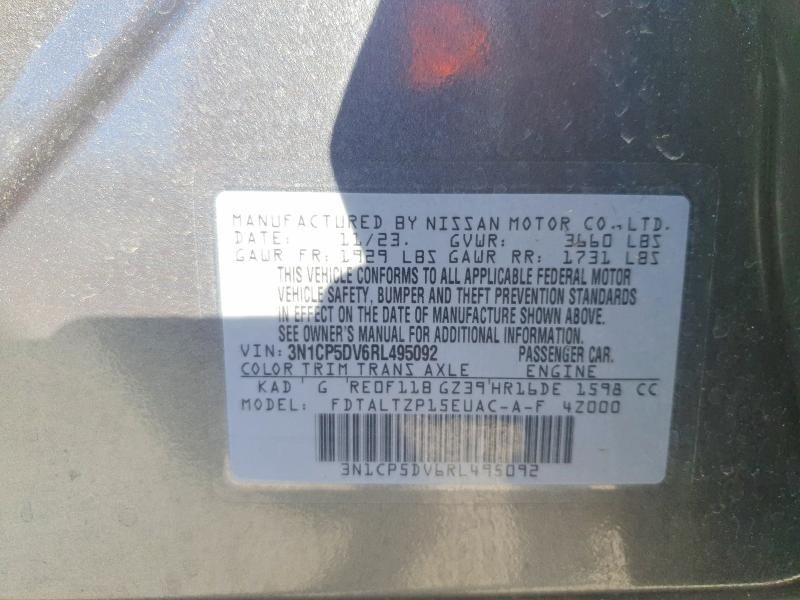 2024 Nissan Kicks sr