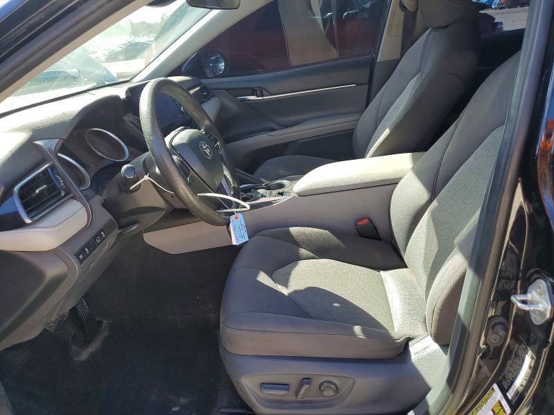 2021 Toyota Camry Hybrid le