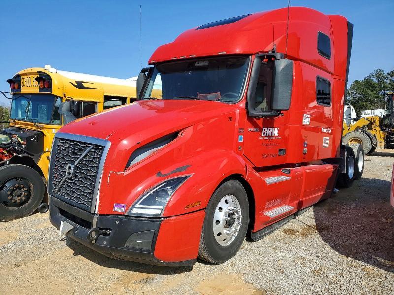 2022 Volvo VN VNL