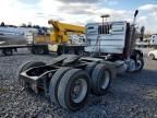 2004 Peterbilt Tractor 2004 Peterbilt 385 Semi Truck
