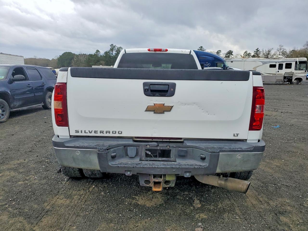 2011 Chevrolet Silverado K3500 LT
