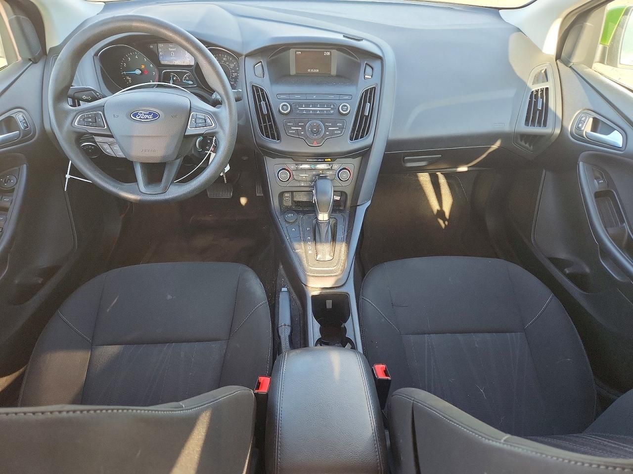 2018 Ford Focus se