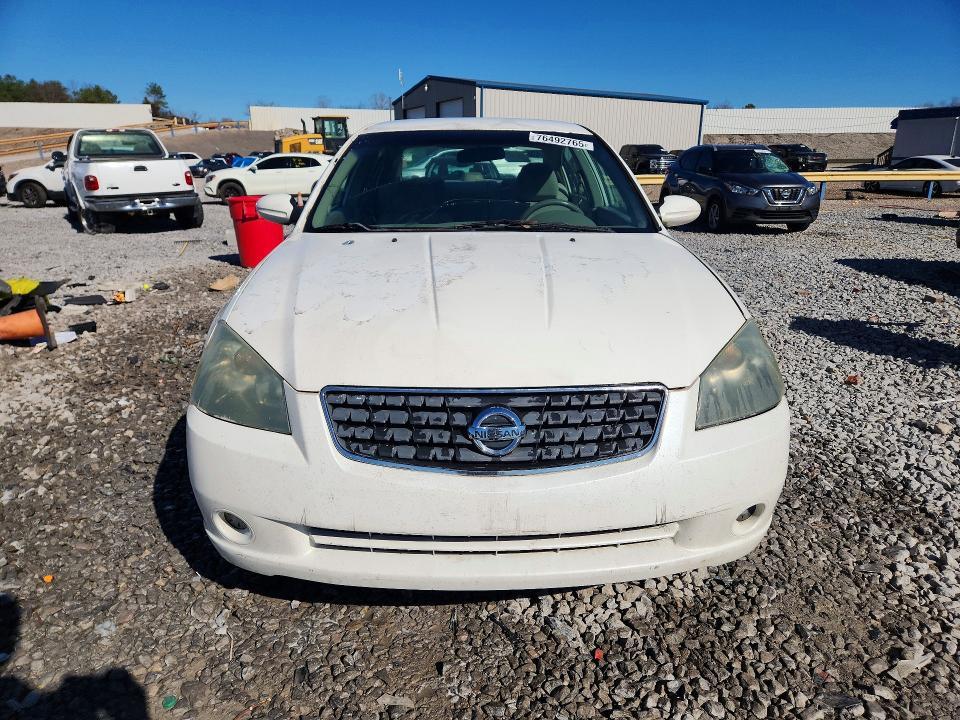 2006 Niss Altima