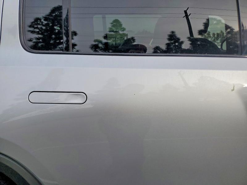 2025 Rivian R1S Adventure