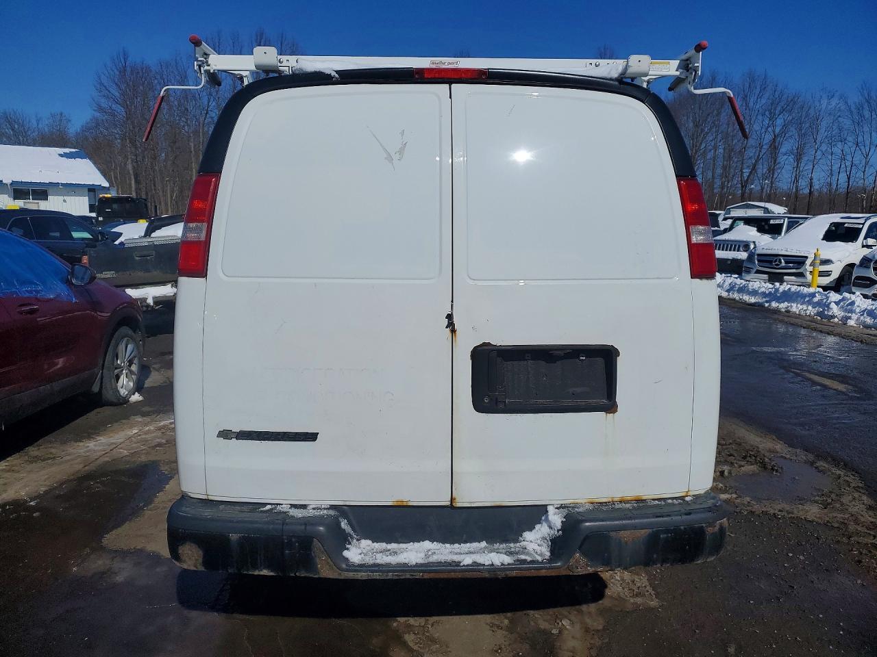 2017 Chevrolet Express G2500