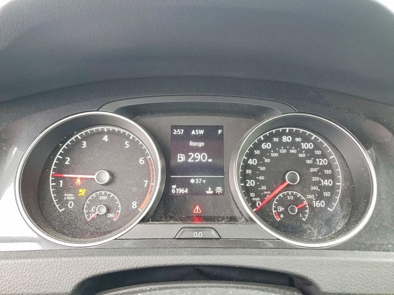 2018 Volkswagen Golf Sportwagen s