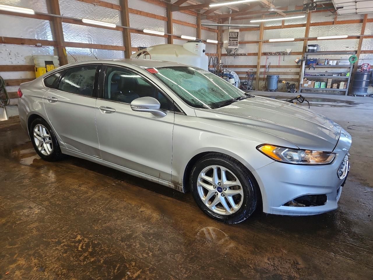 2016 Ford Fusion se