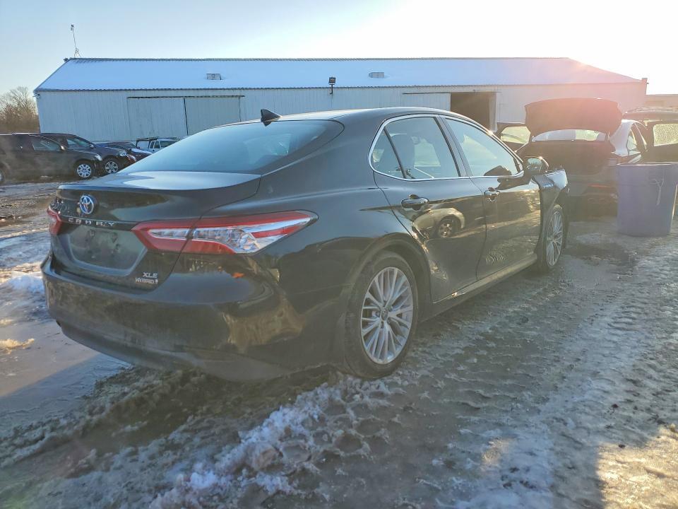 2020 Toyota Camry xle