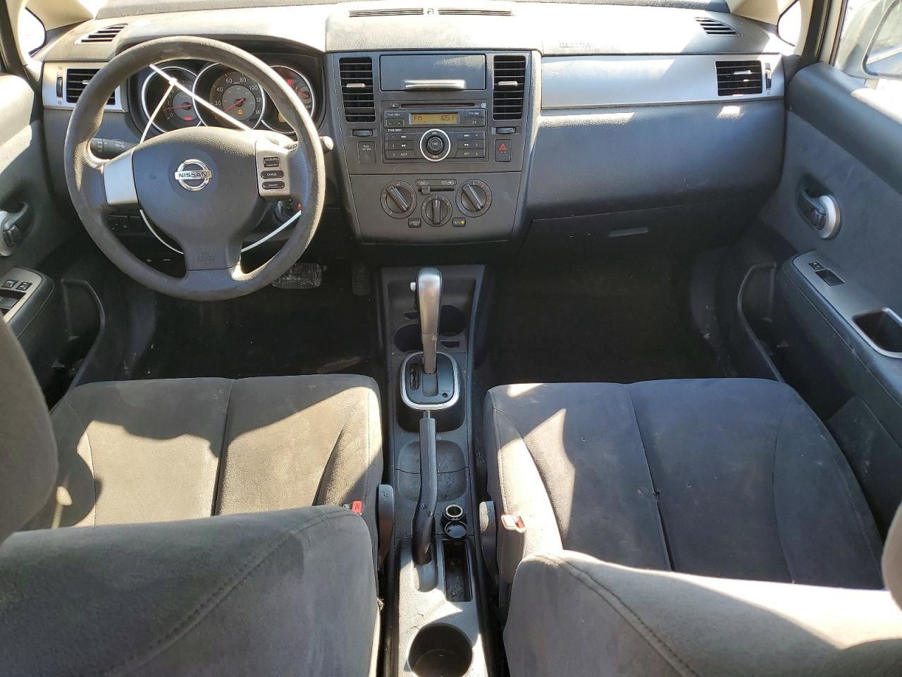 2008 Nissan Versa s