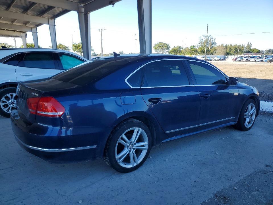 2013 Volkswagen Passat sel