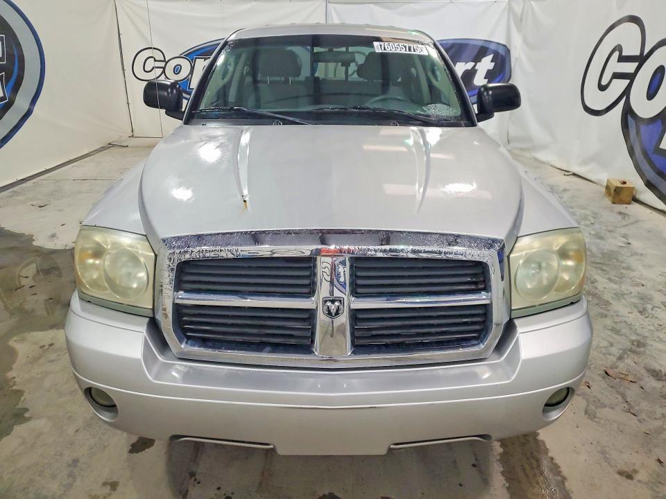 2007 Dodge Dakota Quad SLT