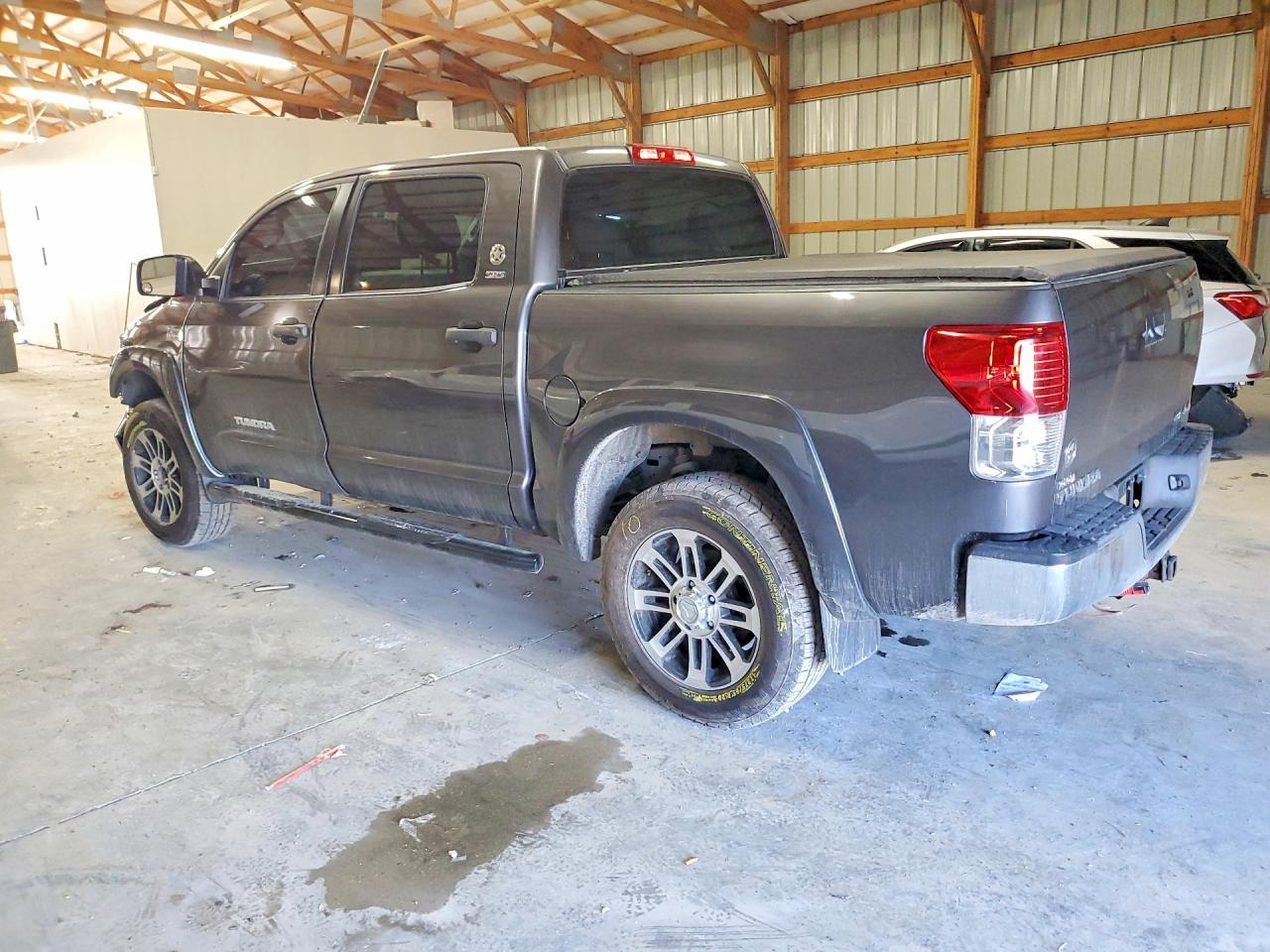 2013 Toyota Tundra Crewmax SR5