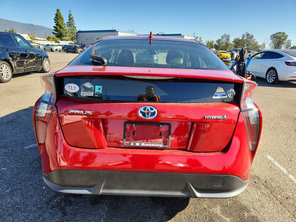 2016 Toyota Prius
