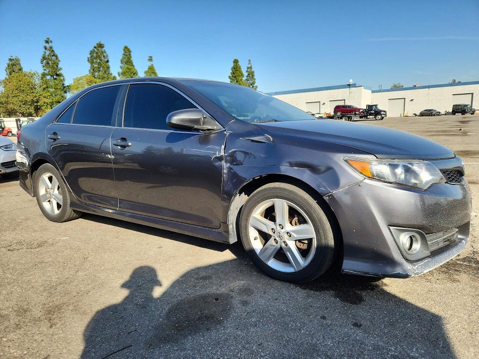 2013 Toyota Camry l