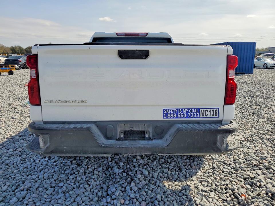 2025 Chevrolet Silverado C1500