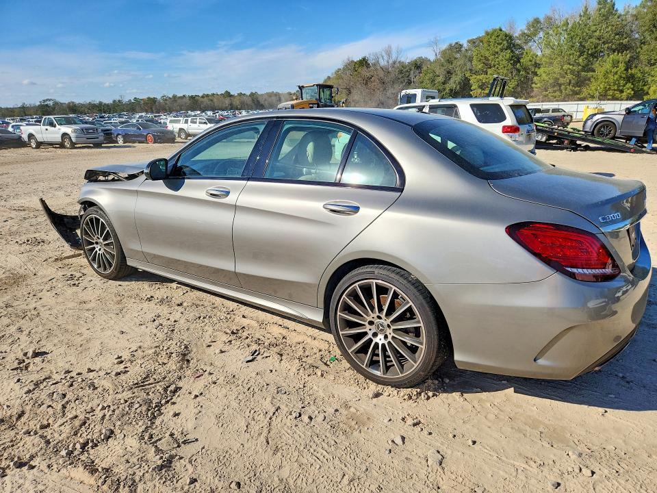 2019 Mercedes-Benz C300