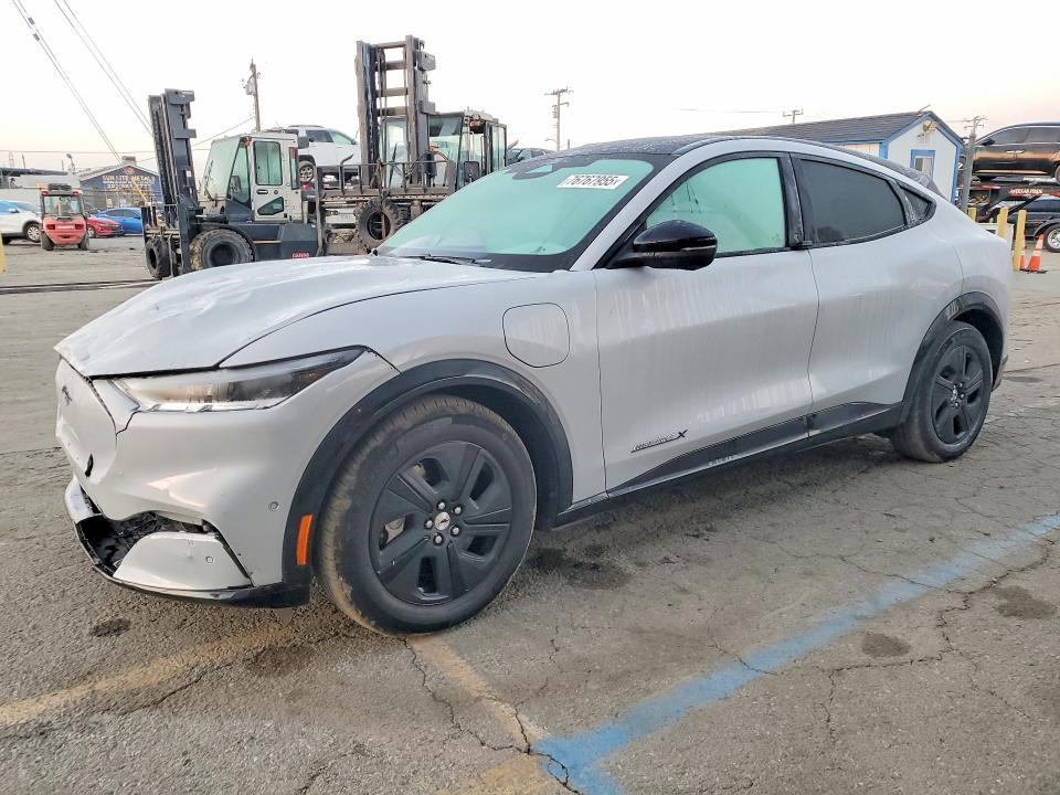 2022 Ford Mustang Mach-e California Route 1