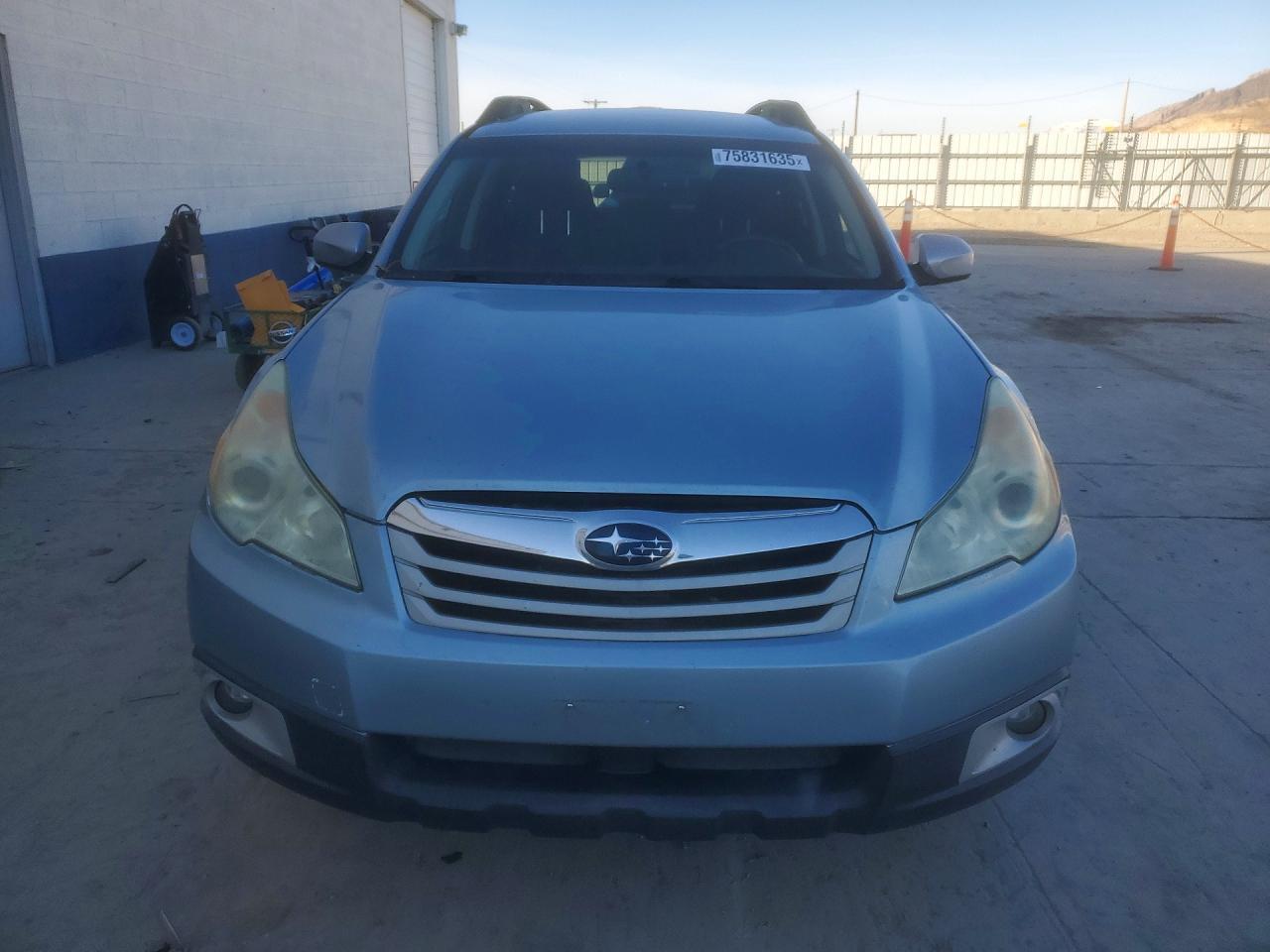 2014 Subaru Outback 2.5i Premium