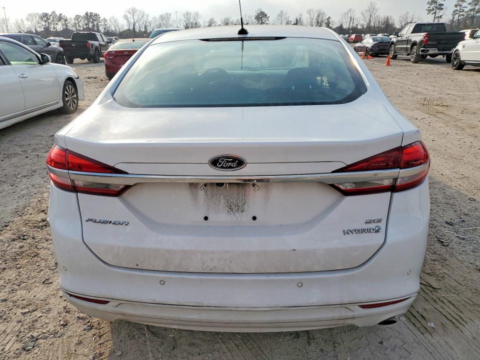 2017 Ford Fusion se Hybrid