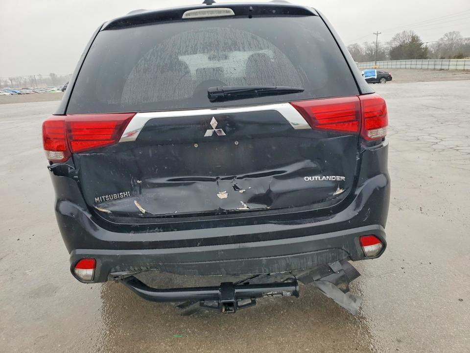 2017 Mitsubishi Outlander es