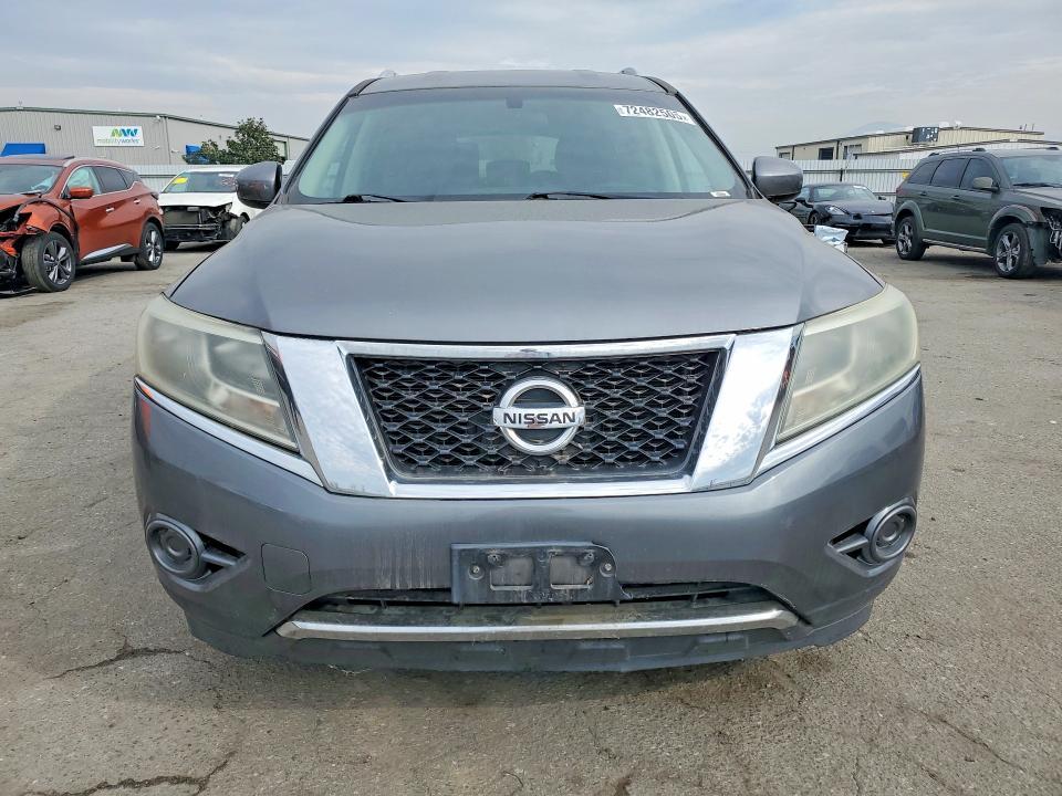 2015 Nissan Pathfinder s