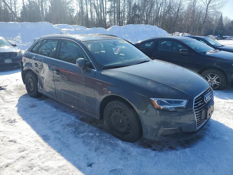 2018 Audi A3 E-tron Prestige