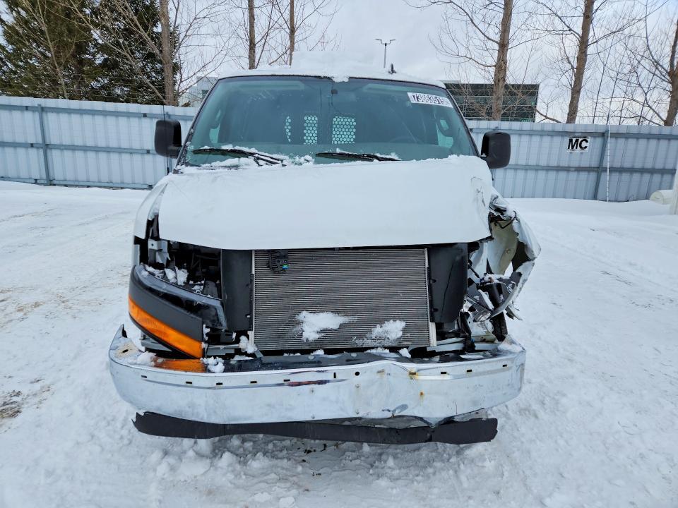 2025 GMC Savana G2500