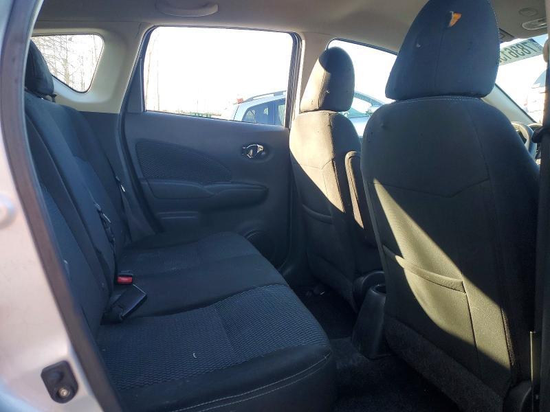 2015 Niss Versa Note