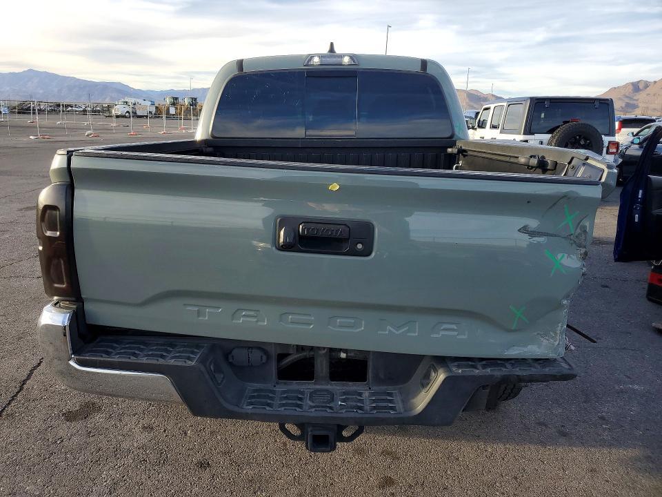 2022 Toyota Tacoma TRD OFF-Road