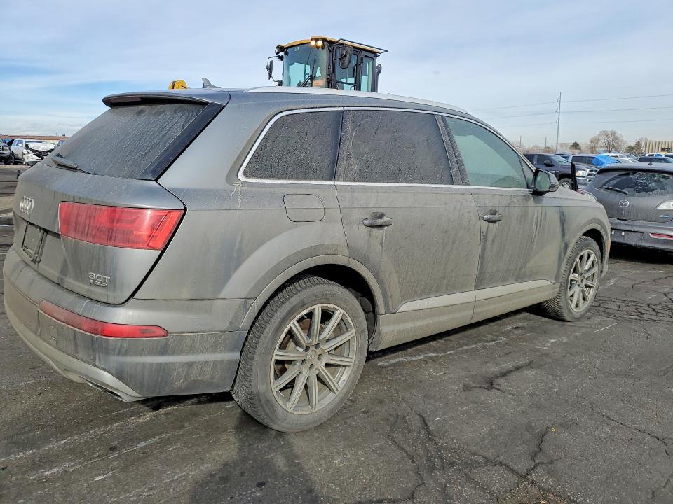 2017 Audi Q7 Premium Plus