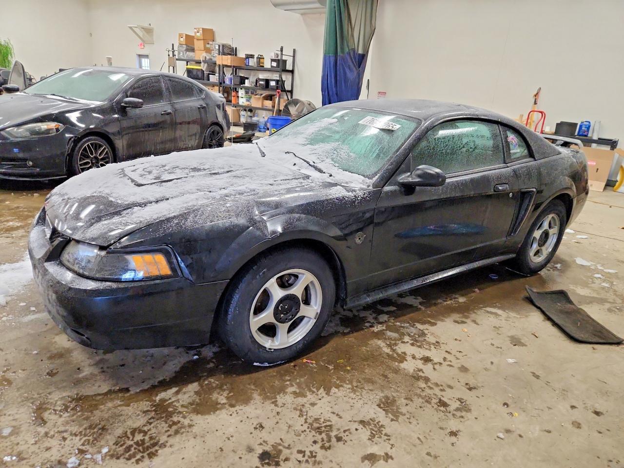2004 Ford Mustang