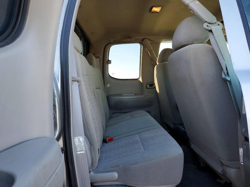2004 Toyota Tundra Access cab SR5