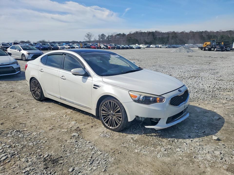 2015 KIA Cadenza Premium