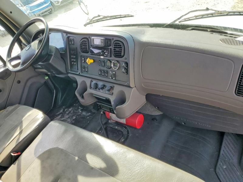 2020 Freigliner 2020 Freightliner Business Class M2 Refrigerated B