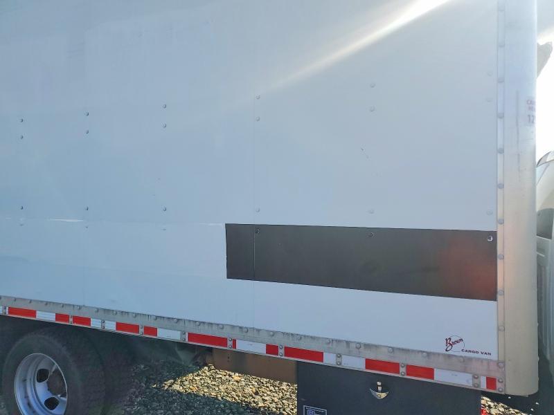 2017 Dodge Ram 5500 box Truck